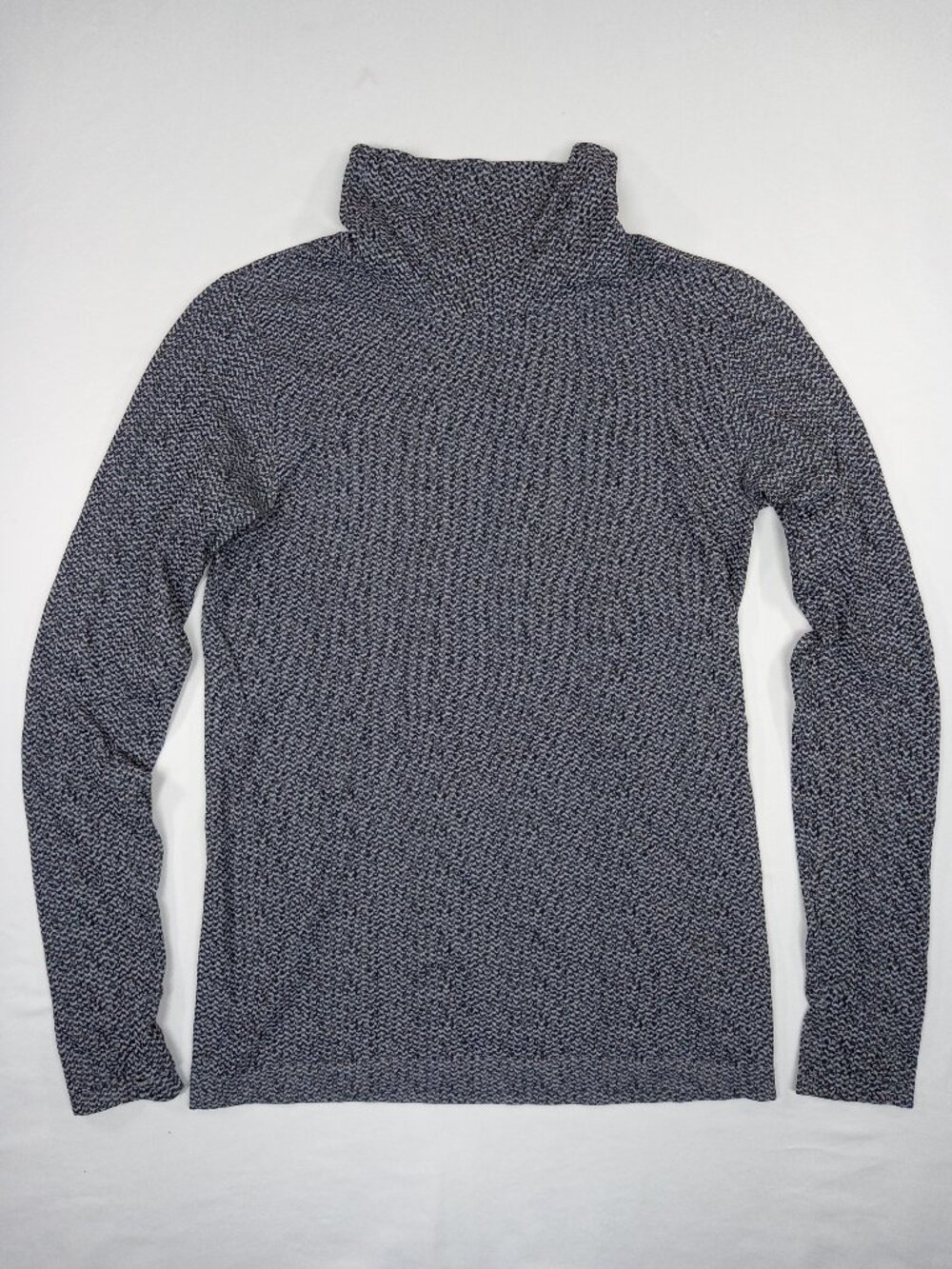ATHLETA Medium Black Grey Patterned Cowl Neck Long Sleeve Top Thumbholes
